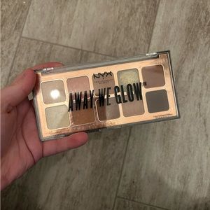 Nyx Away We Glow Eyeshadow Palette